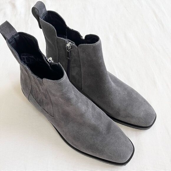 Aquatalia Womens Carmie Bootie Ankle Suede Leather Casual Low Heel Gray Italy 9 - Picture 2 of 5